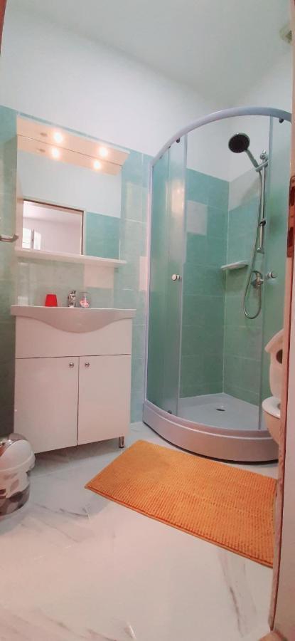 Ema & Sea Apartment'S Pula Ngoại thất bức ảnh