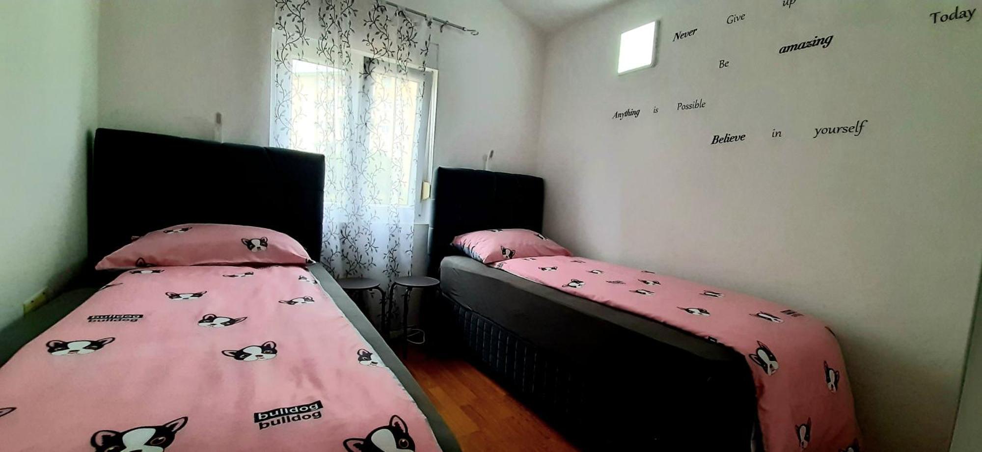 Ema & Sea Apartment'S Pula Ngoại thất bức ảnh